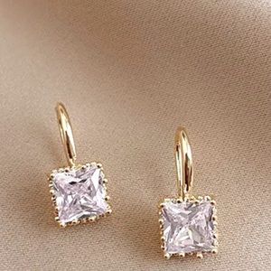 Exquisite Princess Cut Lab Created Diamond Earring Pair, gold plating NWT